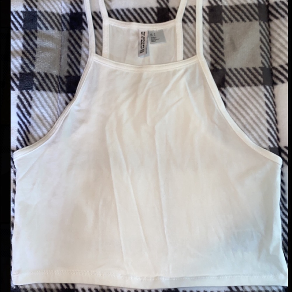 Size small white crop top.